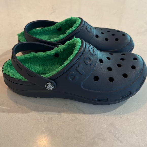 CROCS Hilo Navy Green Classic Clogs Size 3 J - Picture 3 of 7